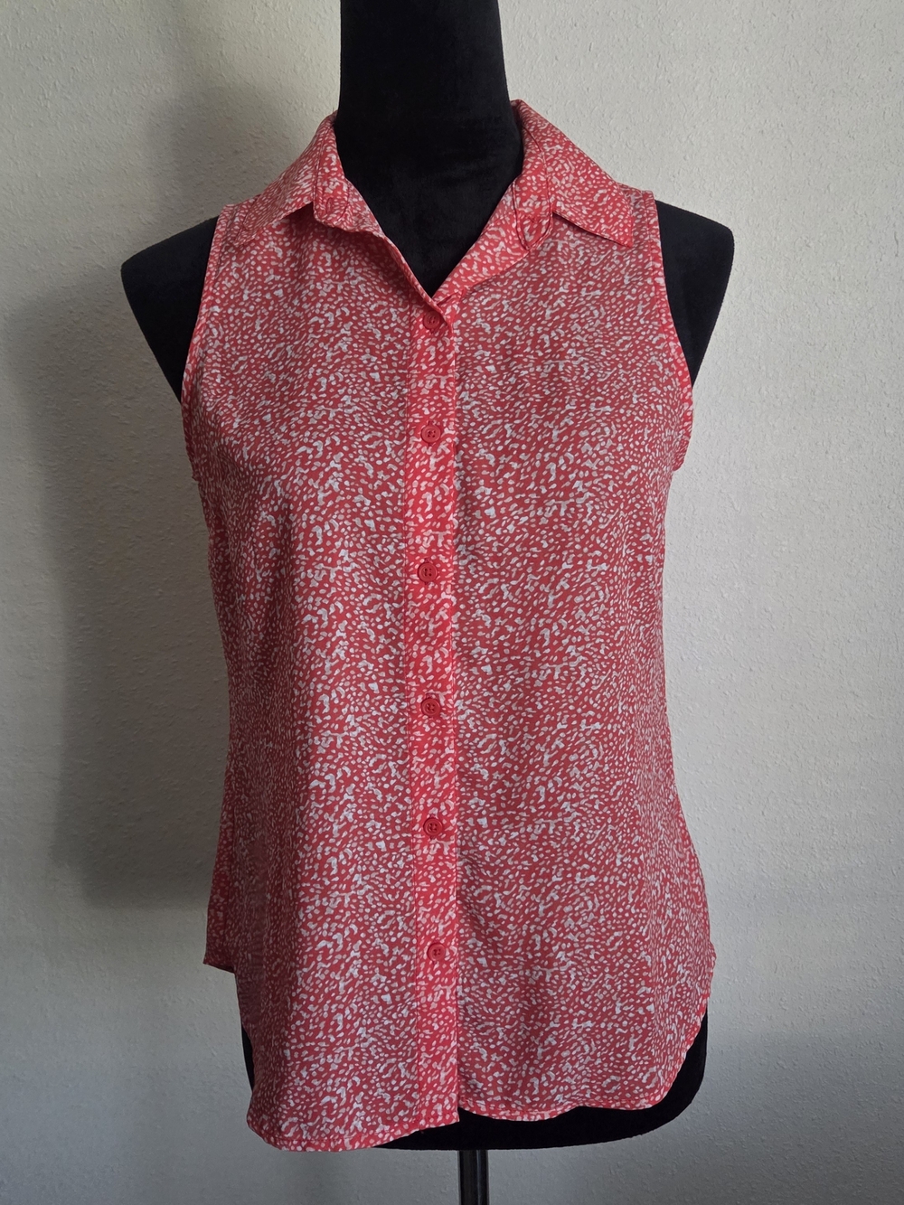Banana Republic Factory Coral Sleeveless Button-Down Sheer Blouse Collar Spotted